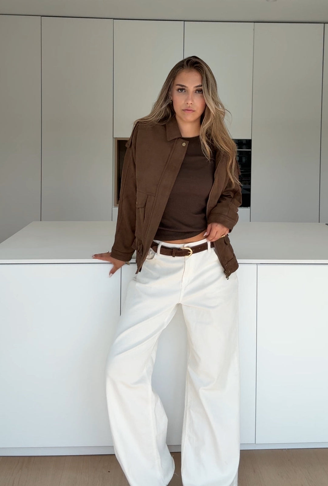 OVERSIZED SUEDE CHOCOLATE