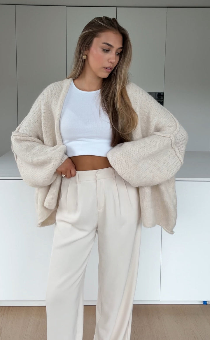 CLASSIC CHUNKY CARDIGAN VANILLA