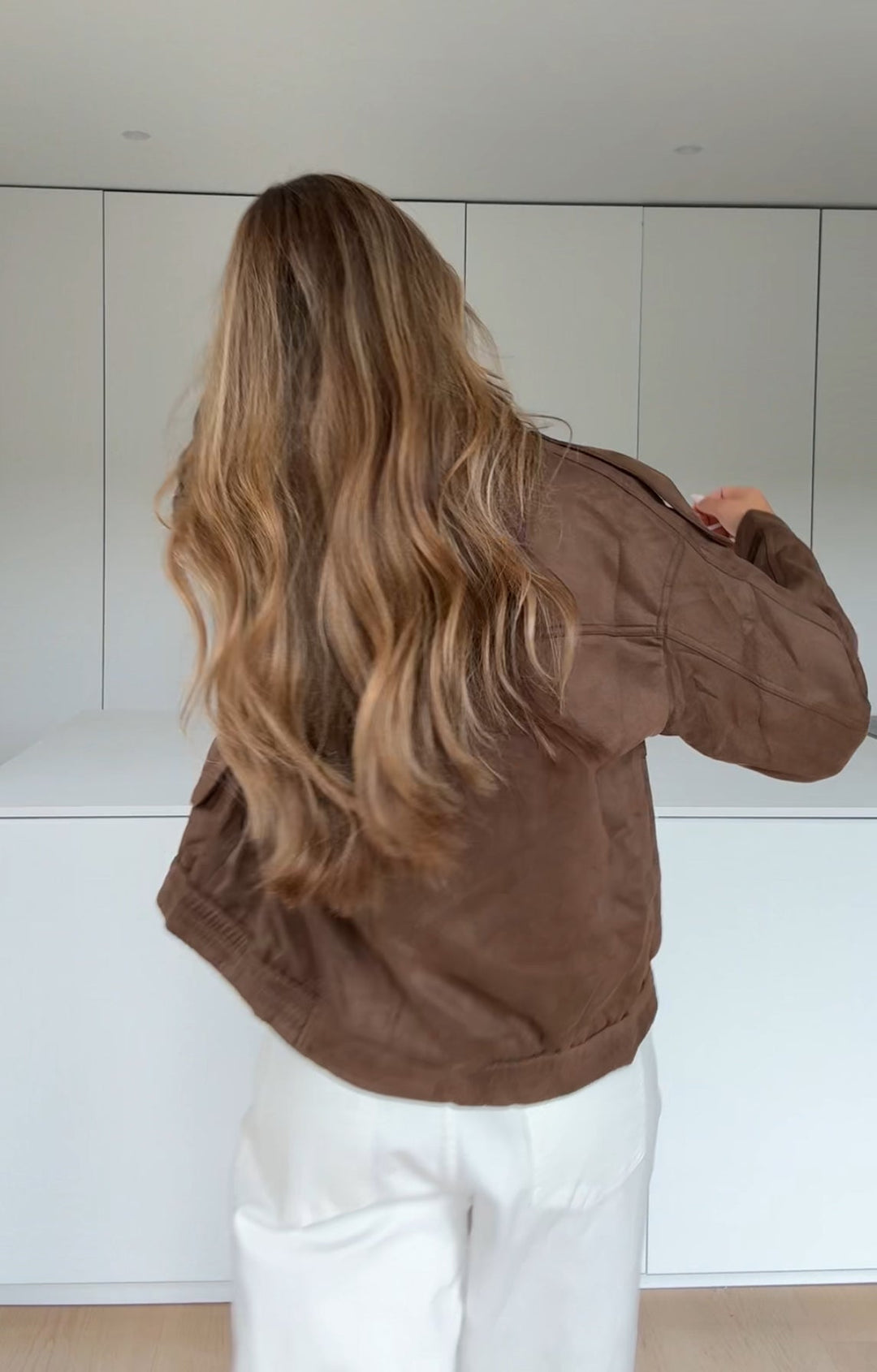 OVERSIZED SUEDE CHOCOLATE