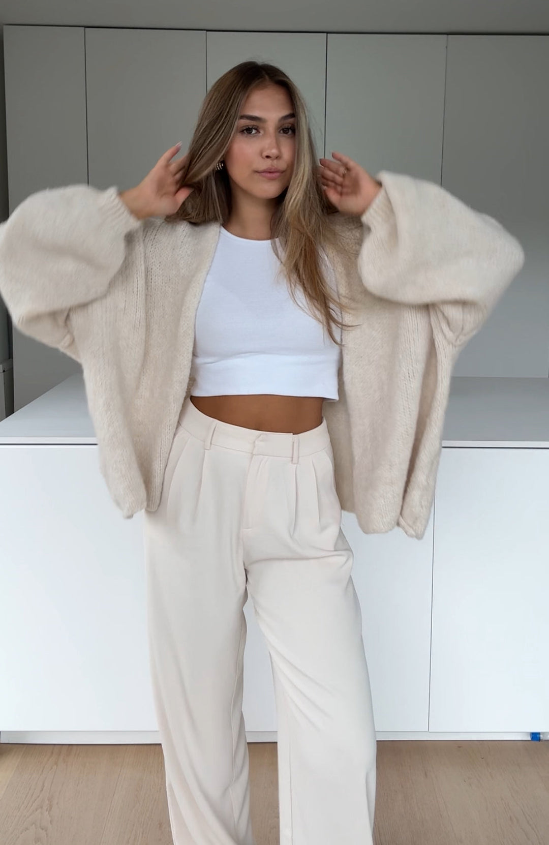 CLASSIC CHUNKY CARDIGAN VANILLA