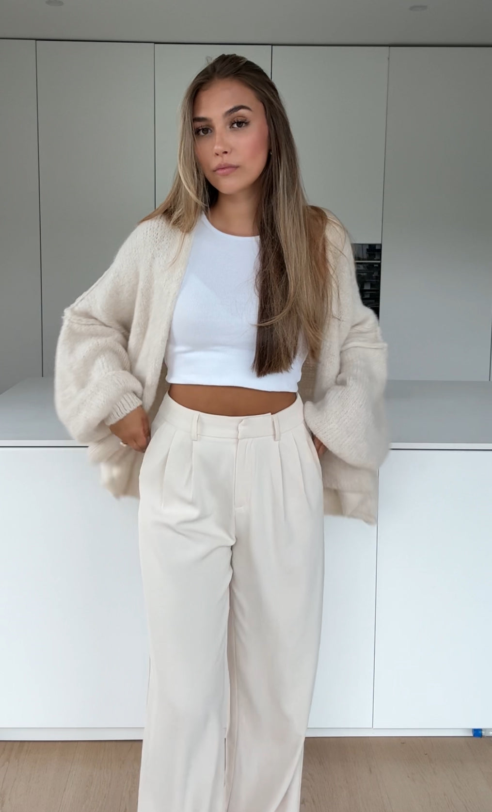 CLASSIC CHUNKY CARDIGAN VANILLA